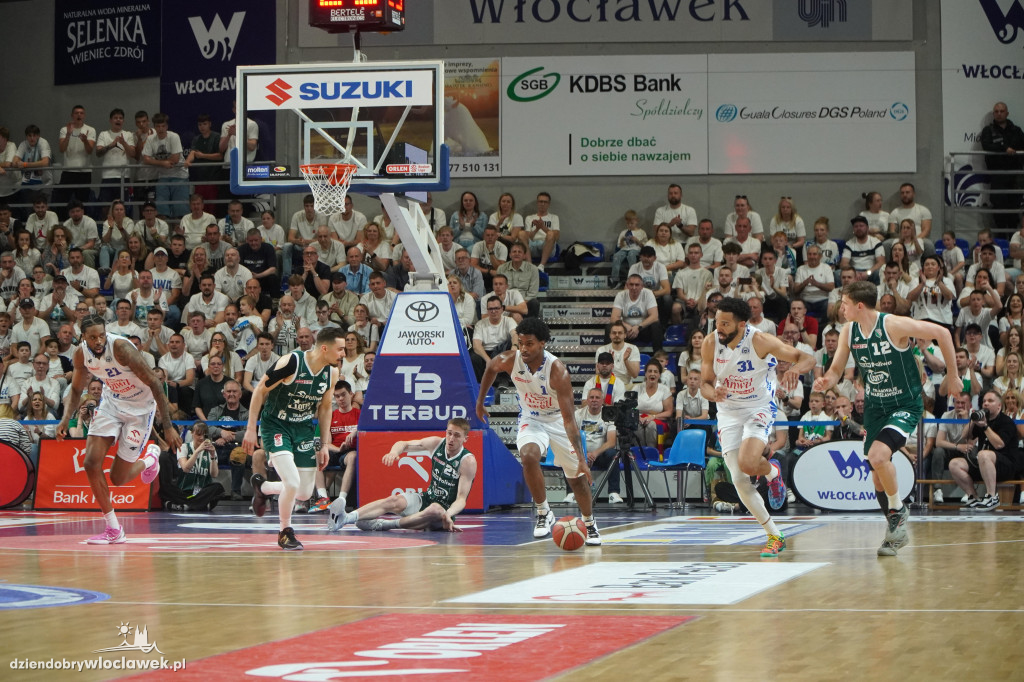 Anwil przegrywa 2 punktami z Legią