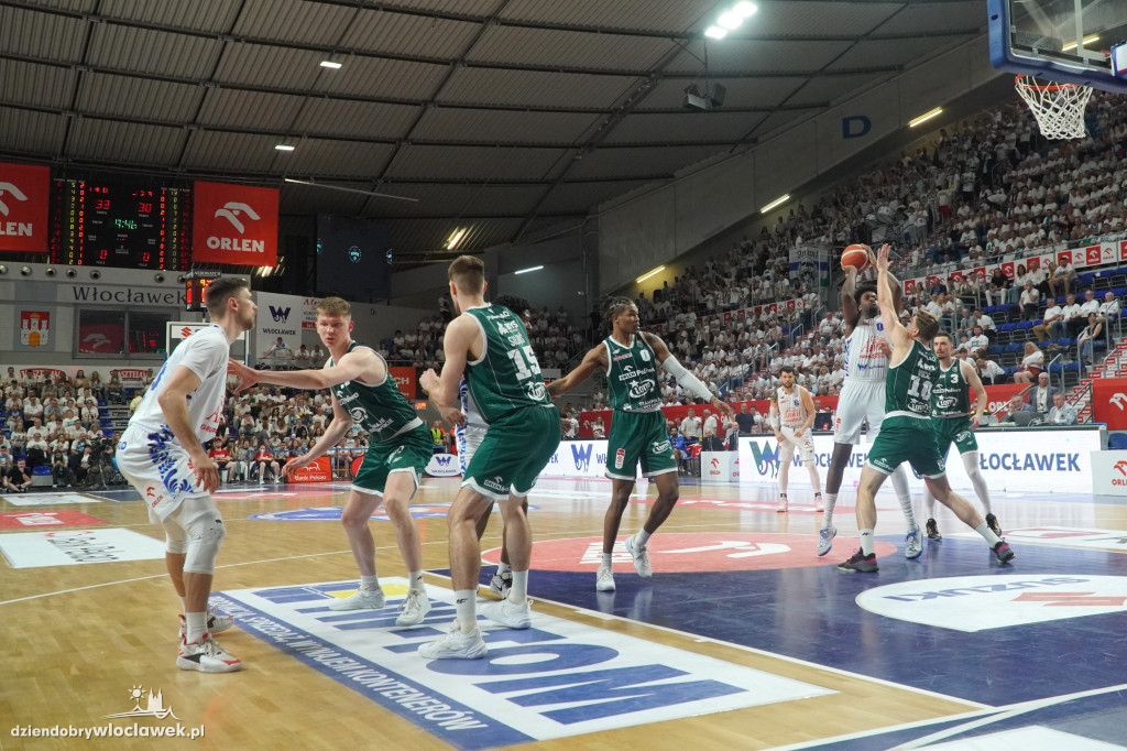 Anwil przegrywa 2 punktami z Legią