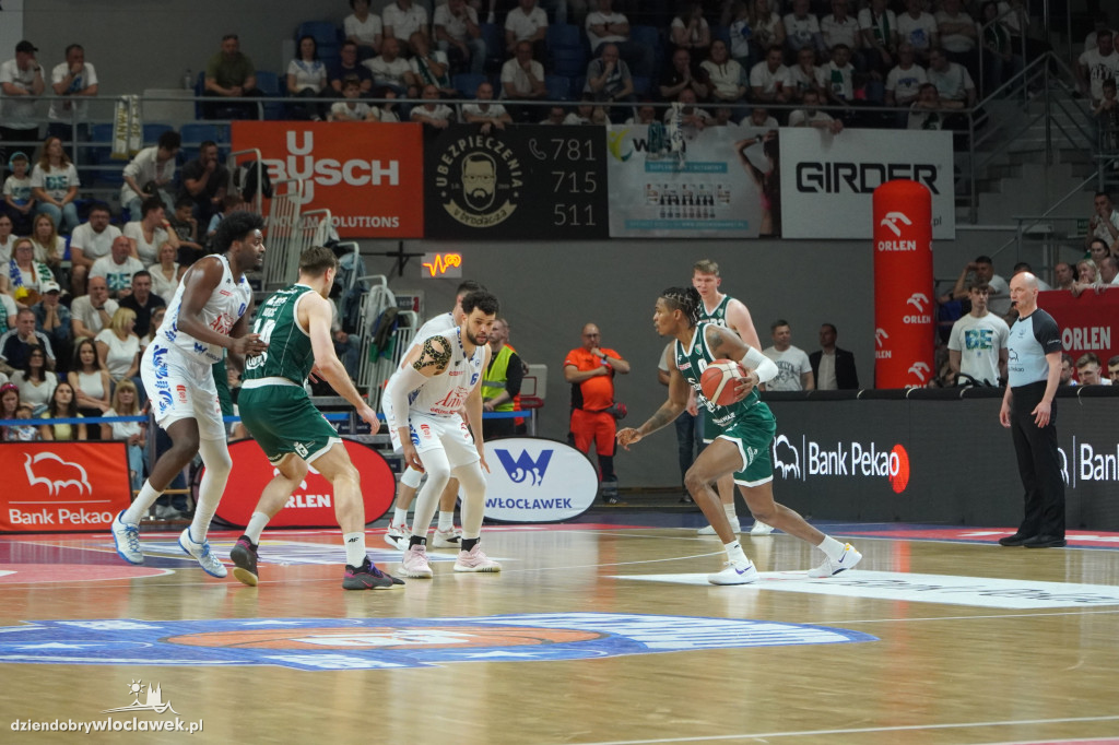 Anwil przegrywa 2 punktami z Legią