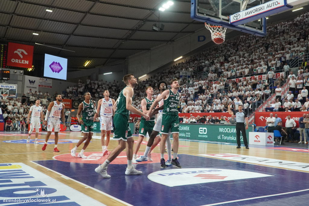 Anwil przegrywa 2 punktami z Legią