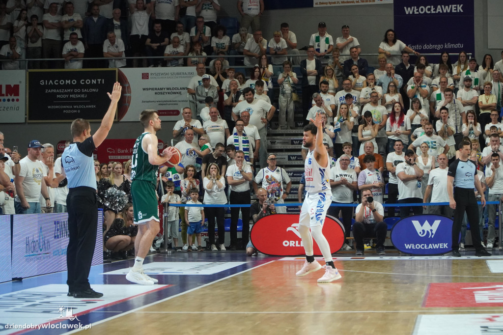 Anwil przegrywa 2 punktami z Legią