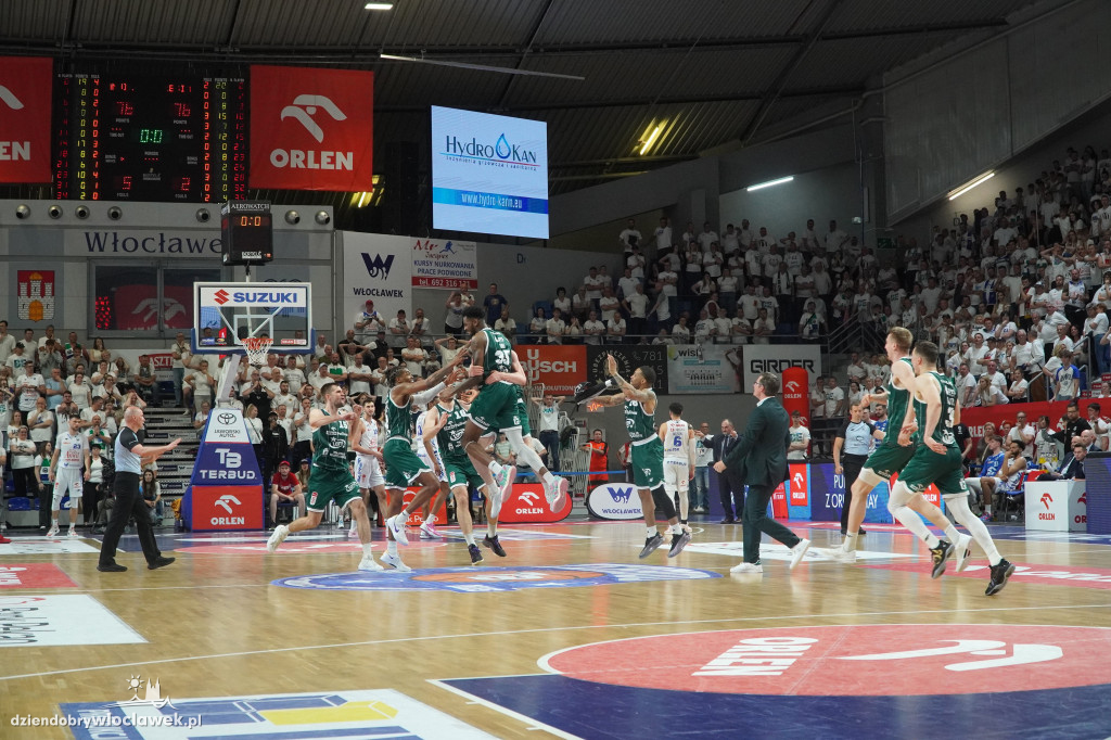 Anwil przegrywa 2 punktami z Legią