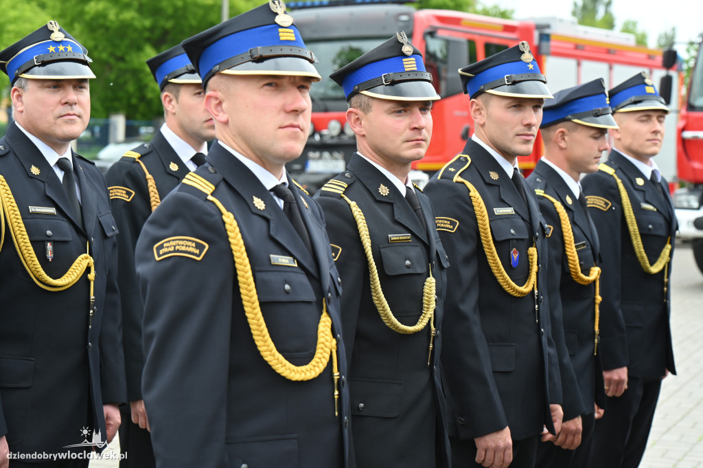 Awanse i wyróżnienia dla dla strażaków