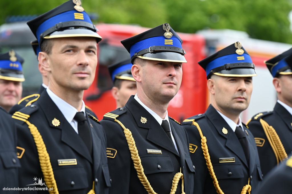 Awanse i wyróżnienia dla dla strażaków