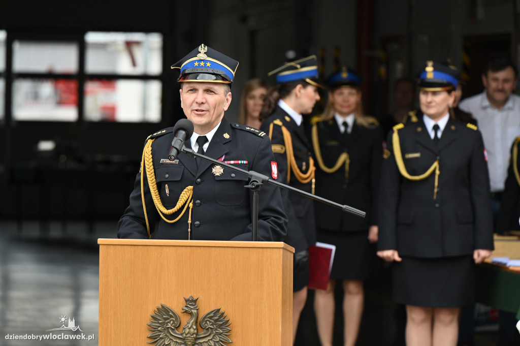 Awanse i wyróżnienia dla dla strażaków