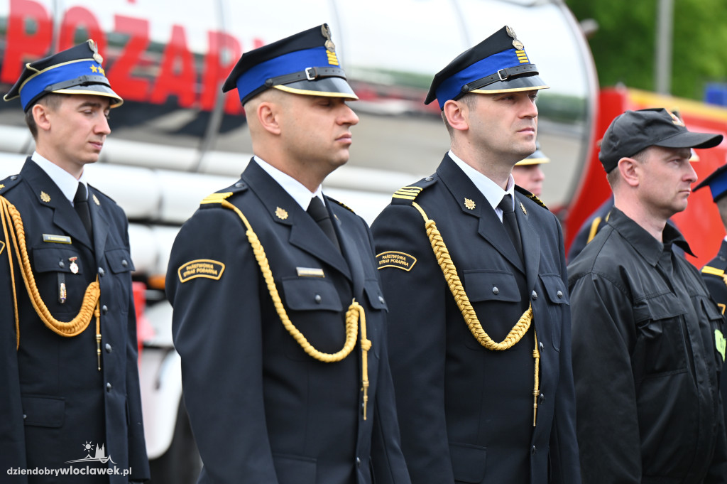 Awanse i wyróżnienia dla dla strażaków