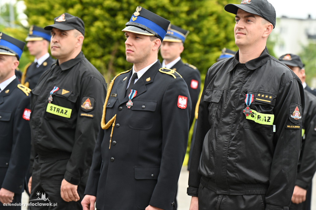 Awanse i wyróżnienia dla dla strażaków