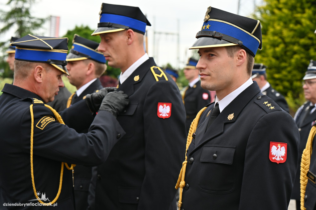Awanse i wyróżnienia dla dla strażaków