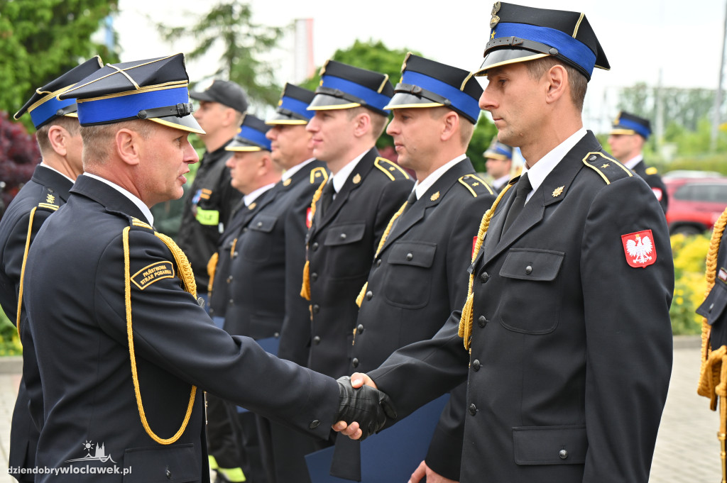 Awanse i wyróżnienia dla dla strażaków