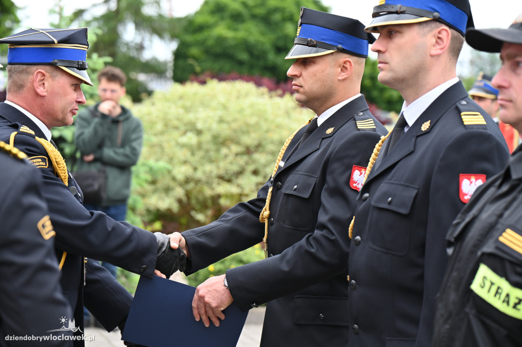 Awanse i wyróżnienia dla dla strażaków