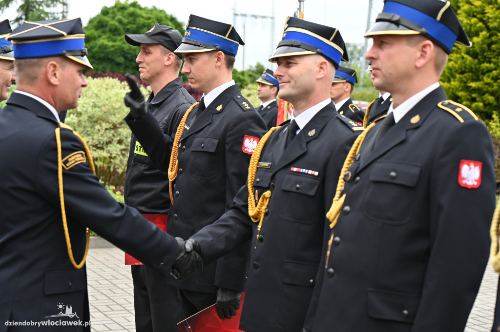 Awanse i wyróżnienia dla dla strażaków