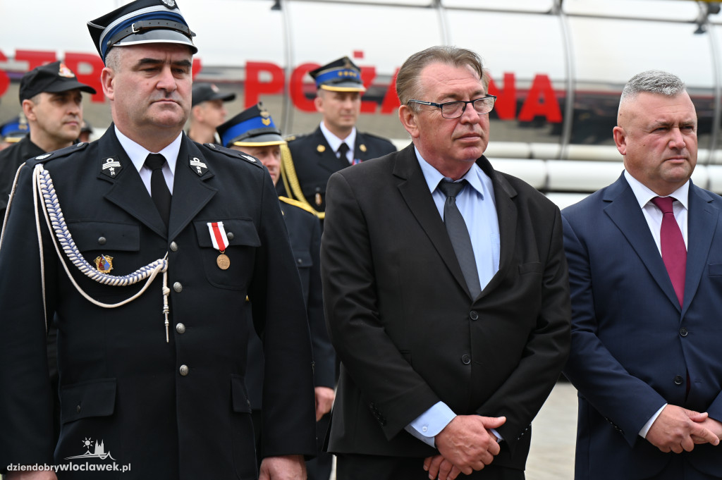 Awanse i wyróżnienia dla dla strażaków