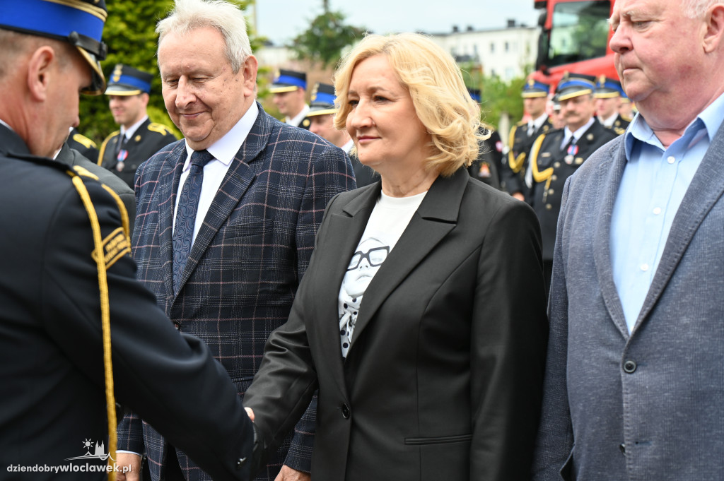 Awanse i wyróżnienia dla dla strażaków