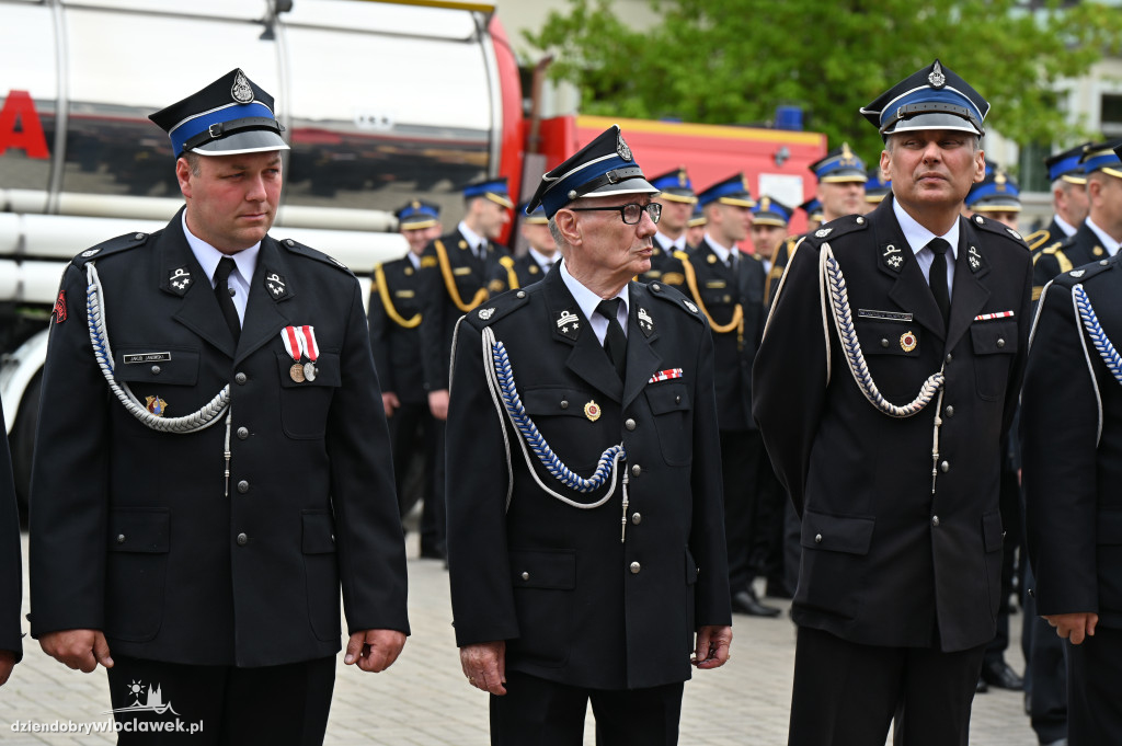 Awanse i wyróżnienia dla dla strażaków
