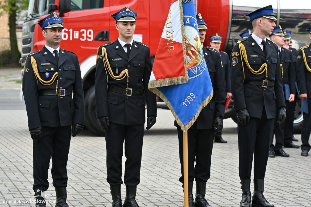 Awanse i wyróżnienia dla dla strażaków