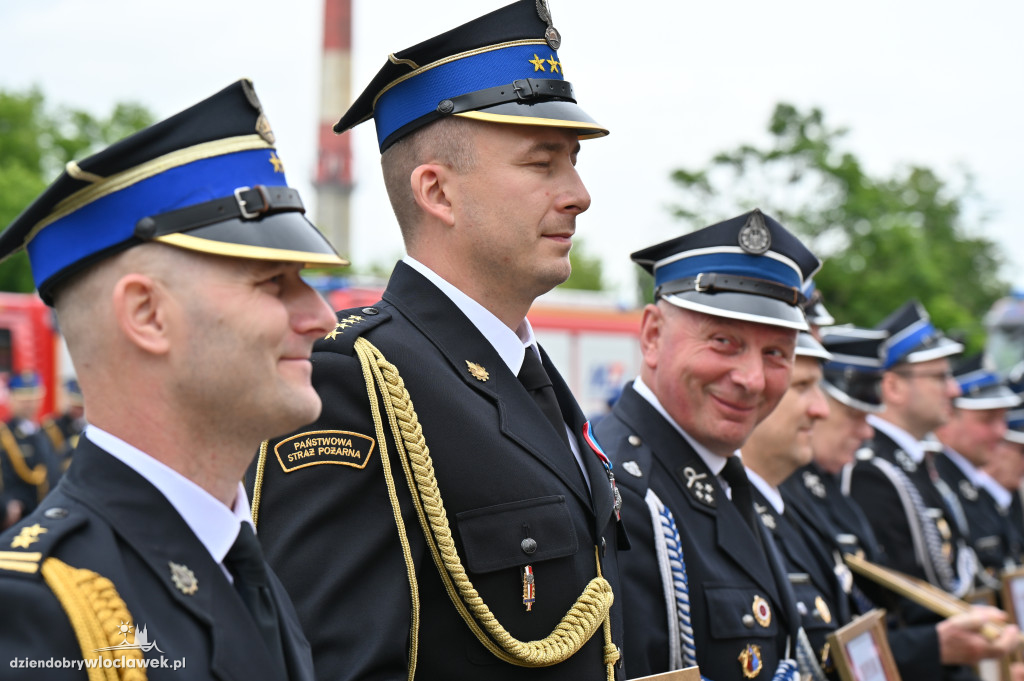 Awanse i wyróżnienia dla dla strażaków