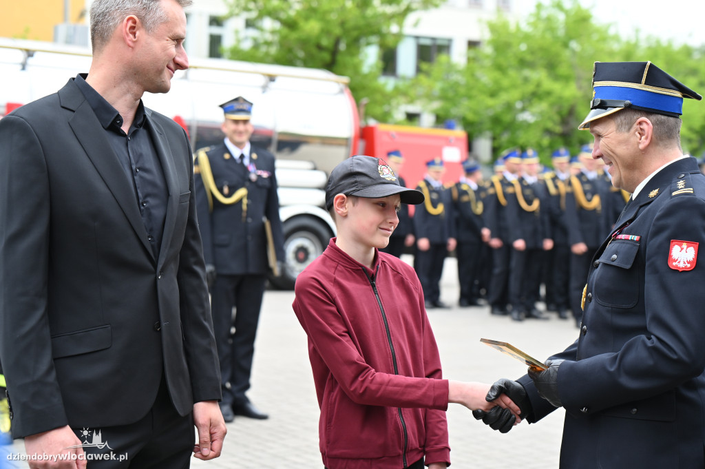 Awanse i wyróżnienia dla dla strażaków