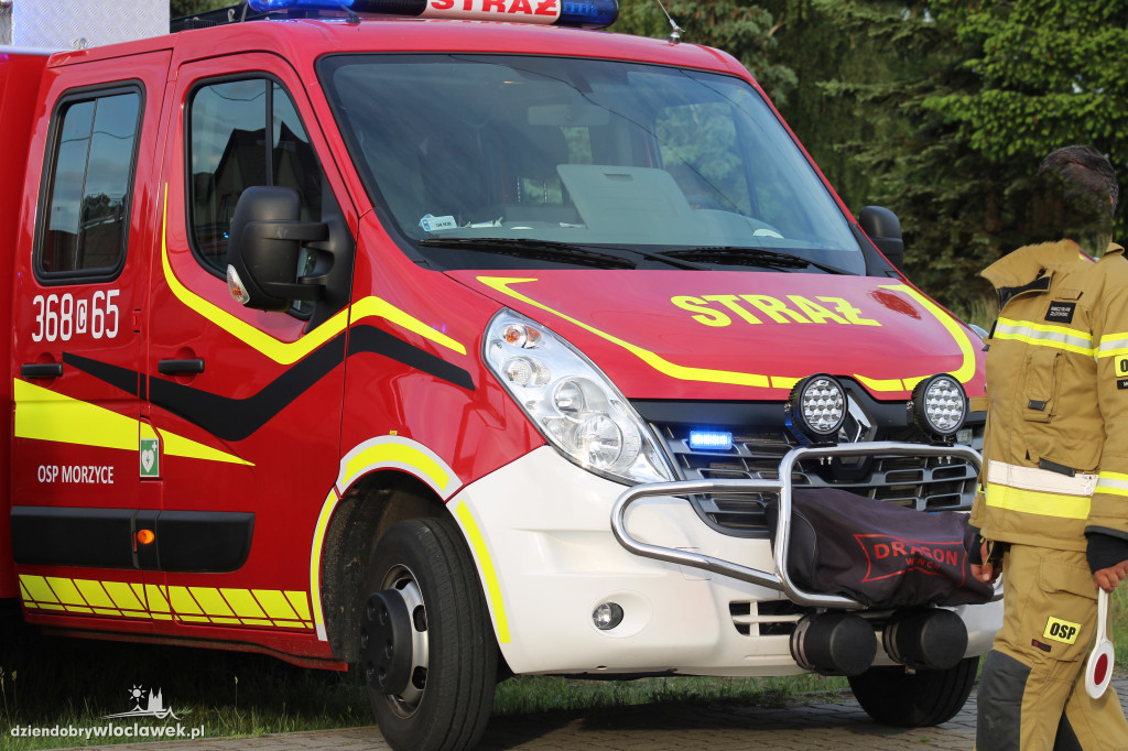 Pożar domu. 6 zastępów straży w akcji