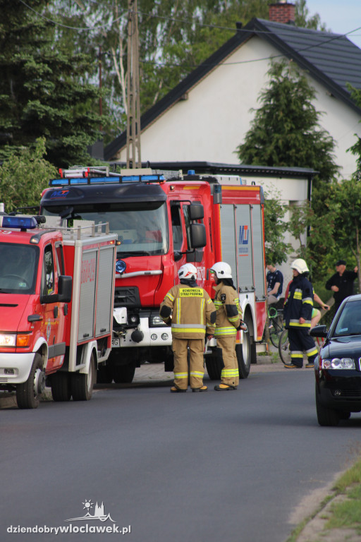 Pożar domu. 6 zastępów straży w akcji