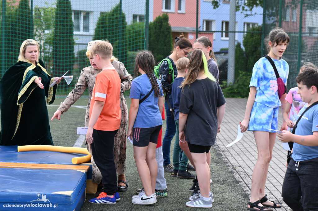 Średniowieczne atrakcje na Dzień Dziecka w SP5