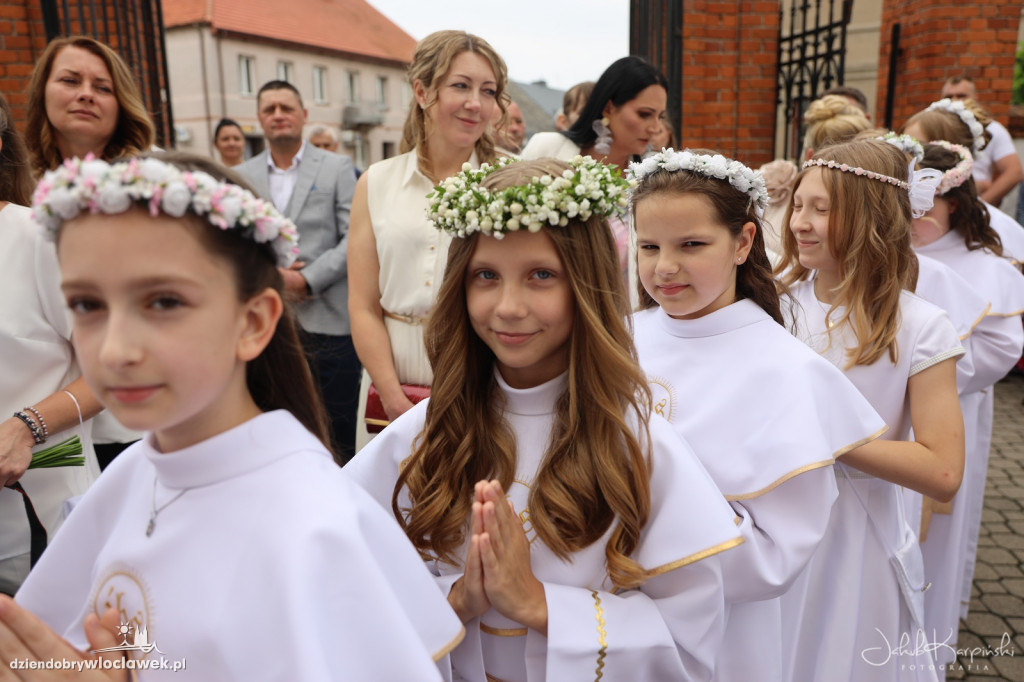 Komunia: Parafia pw. św. Dominika w Chodczu