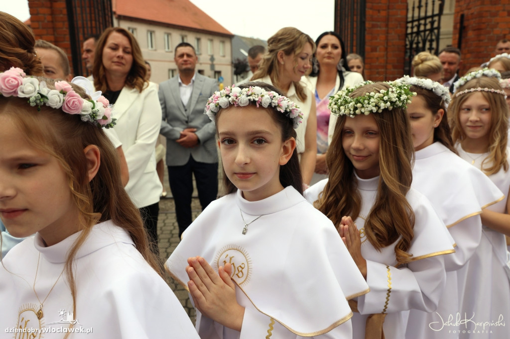 Komunia: Parafia pw. św. Dominika w Chodczu