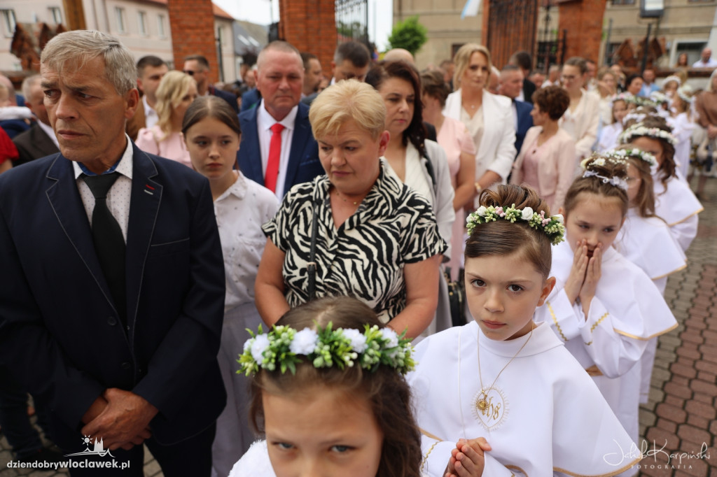 Komunia: Parafia pw. św. Dominika w Chodczu
