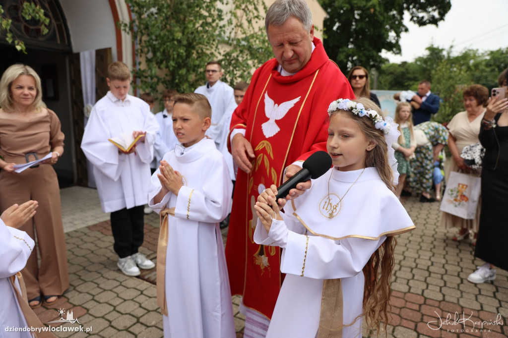 Komunia: Parafia pw. św. Dominika w Chodczu