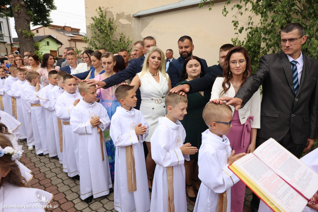Komunia: Parafia pw. św. Dominika w Chodczu