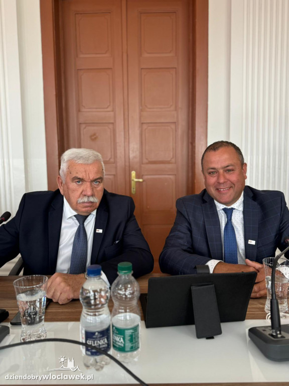 Sesja absolutoryjna w Powiecie