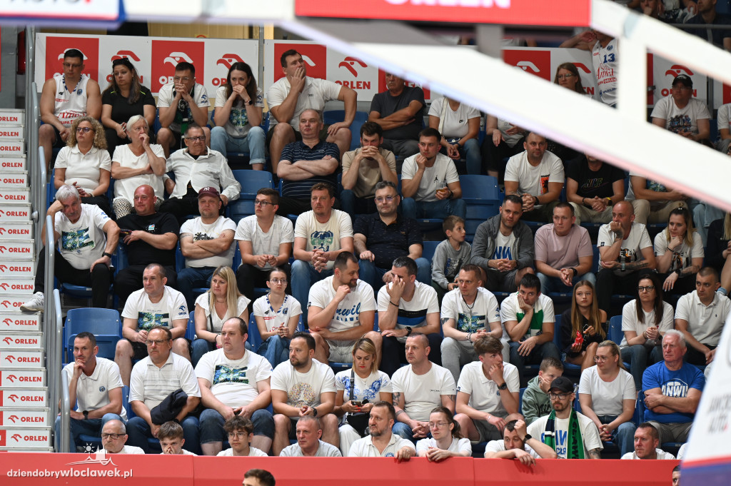 Kibice na rewanżowym meczu Anwil Włocławek vs. Trefl Sopot