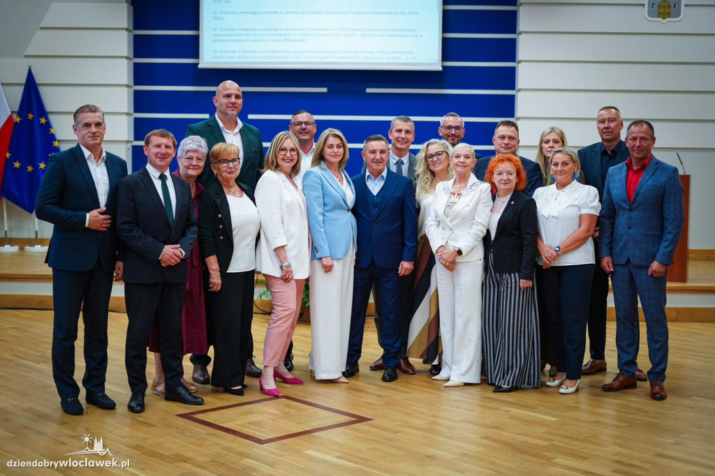 Wotum zaufania oraz absolutorium dla Kukuckiego
