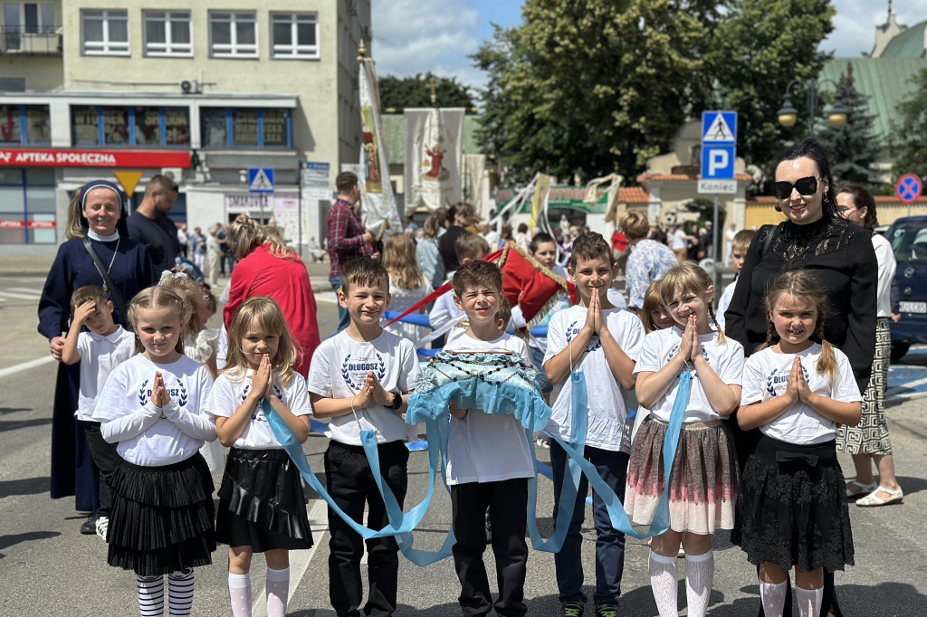 Boże Ciało 2025 - procesja ulicami miasta