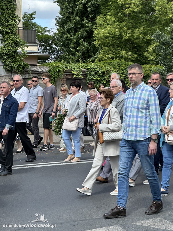 Boże Ciało 2025 - procesja ulicami miasta
