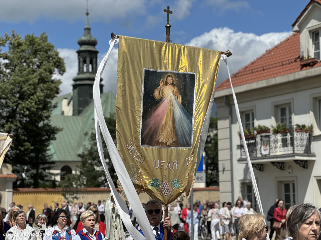 Boże Ciało 2025 - procesja ulicami miasta