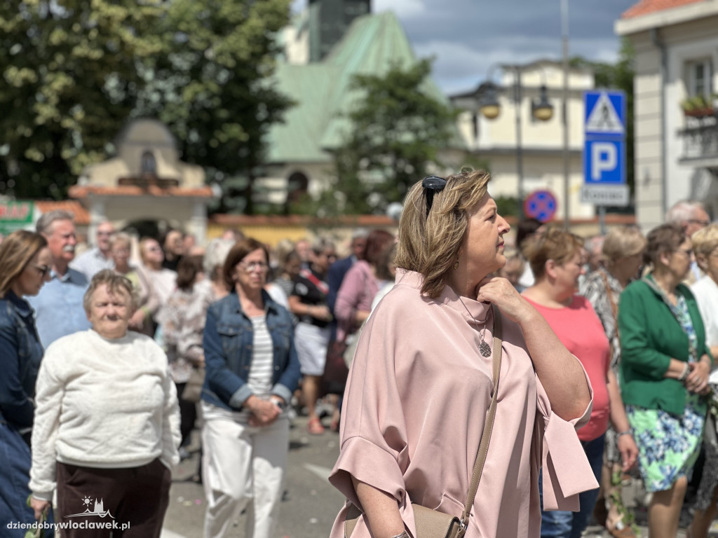 Boże Ciało 2025 - procesja ulicami miasta