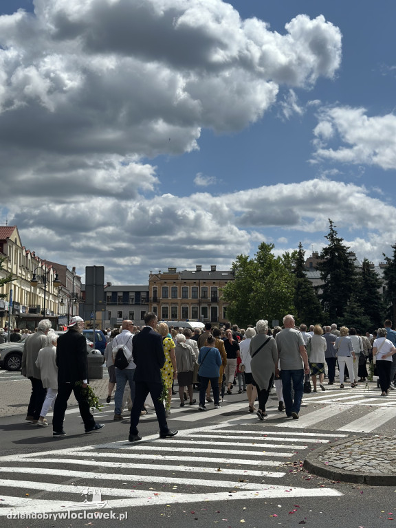 Boże Ciało 2025 - procesja ulicami miasta
