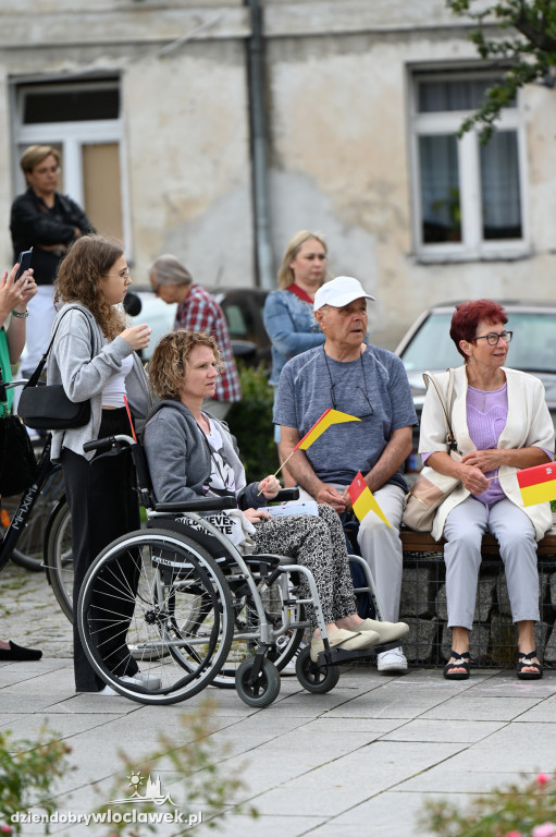 Dni Włocławka 2025 rozpoczęte! Korowód i otwarcie