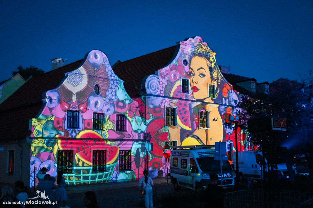 Świet(l)na noc na Starym Rynku – mapping na Dni Włocławka