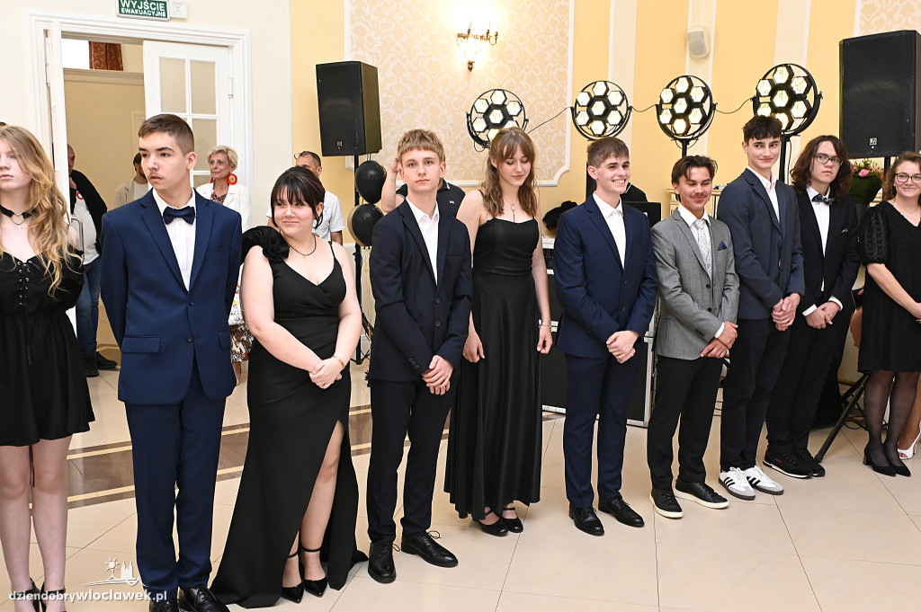 Bal Ósmoklasistów: Szkoła Podstawowa nr 23