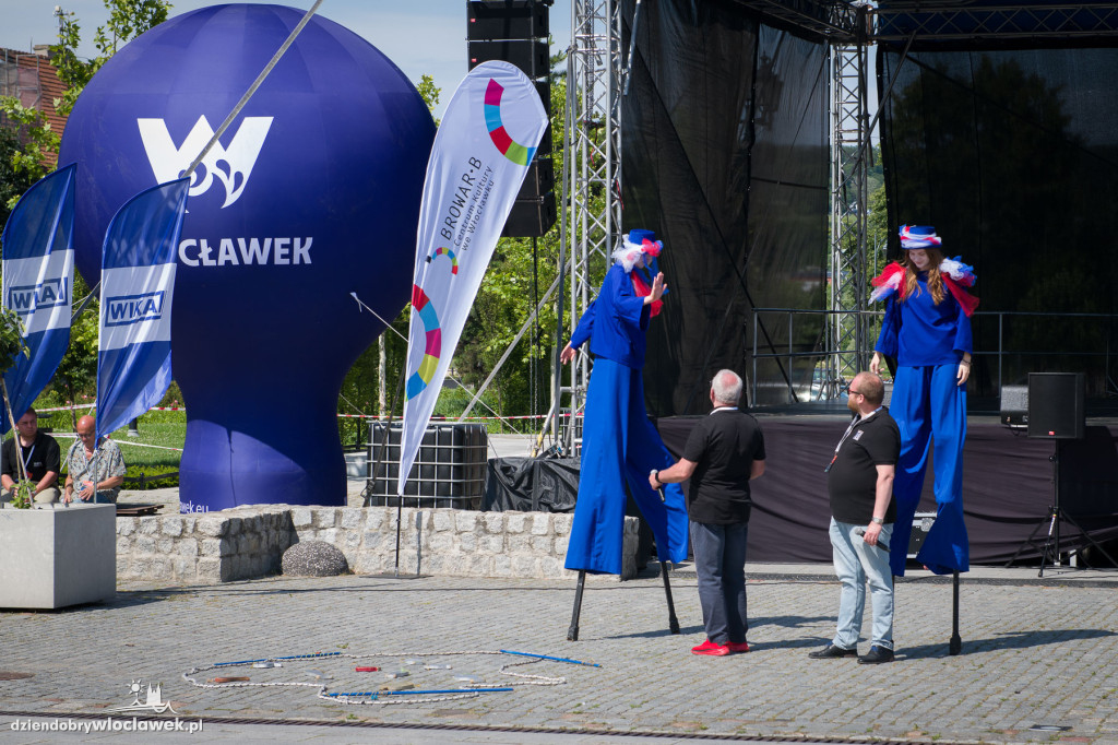 Teatry uliczne na Starym Rynku