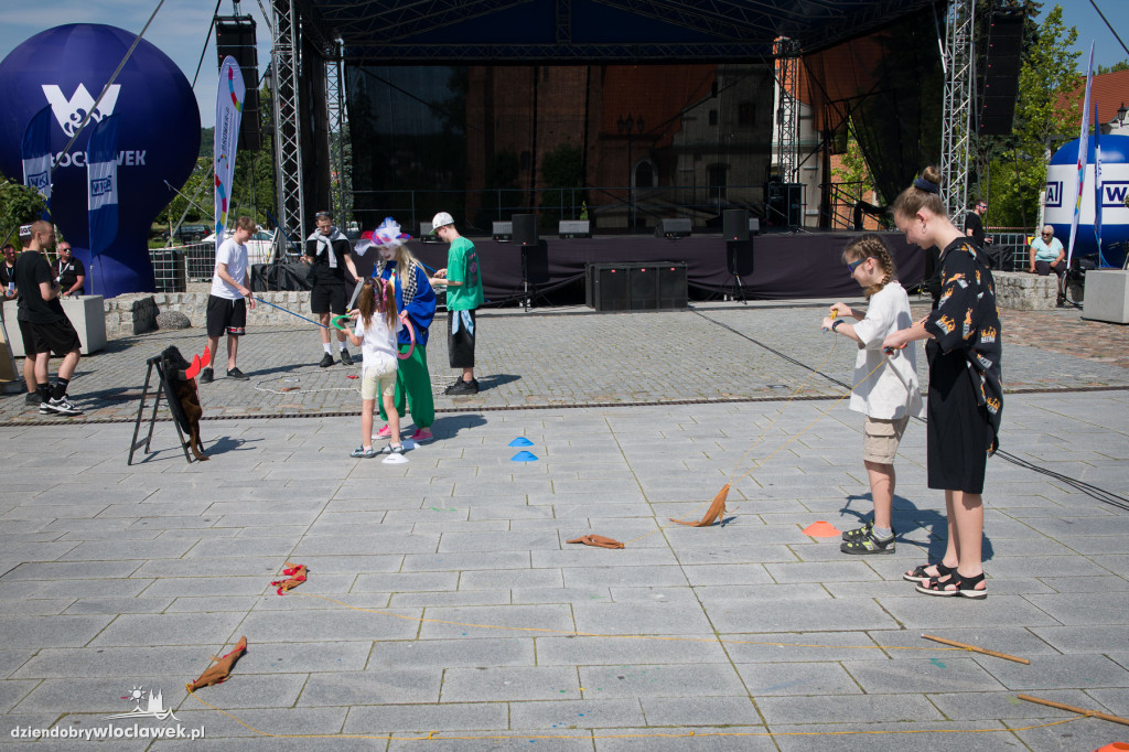 Teatry uliczne na Starym Rynku