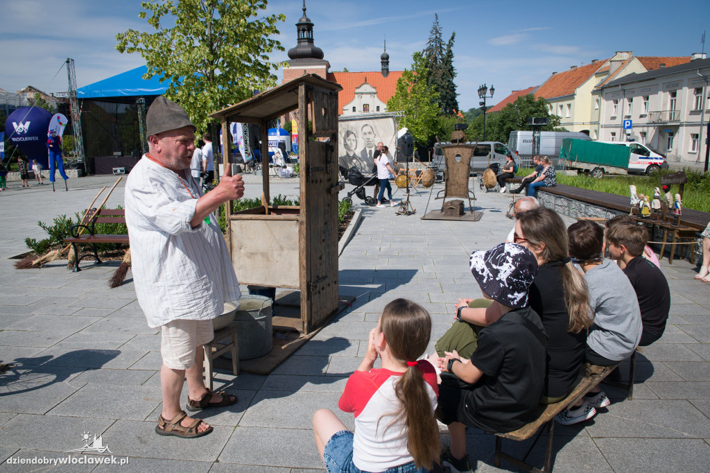 Teatry uliczne na Starym Rynku