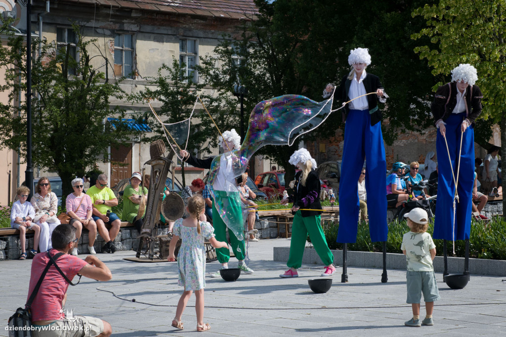 Teatry uliczne na Starym Rynku