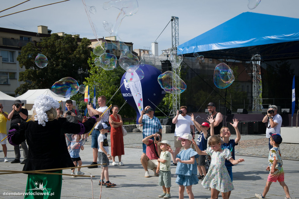 Teatry uliczne na Starym Rynku