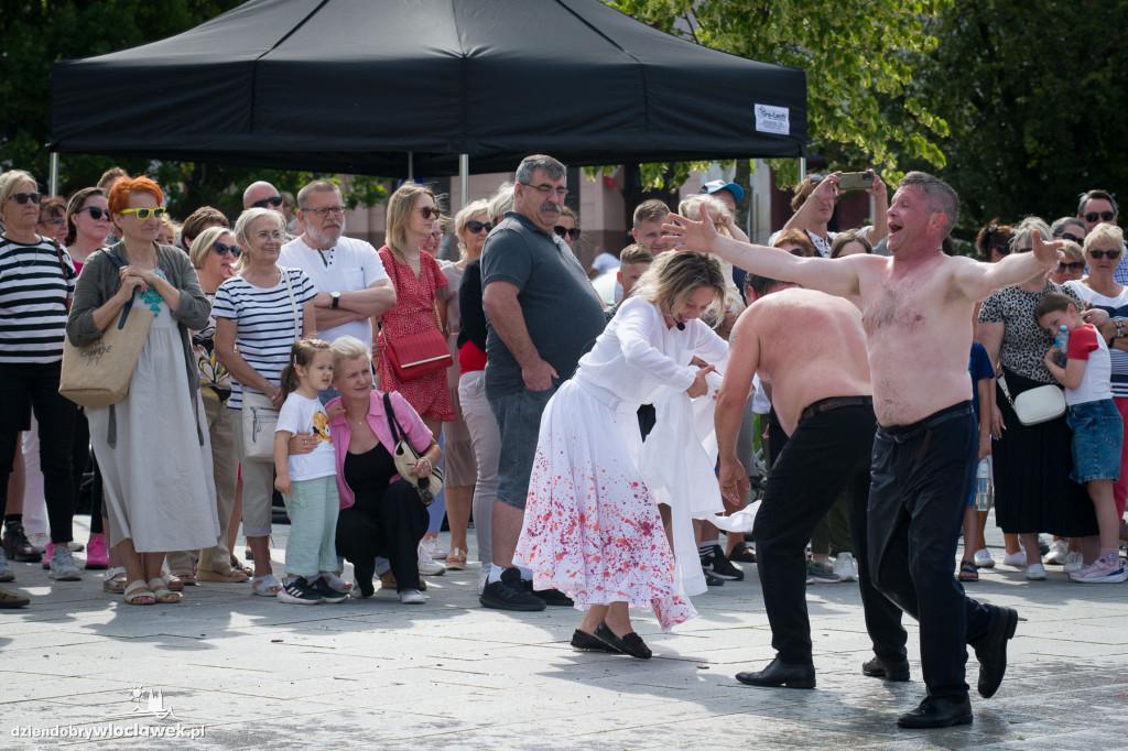 Teatry uliczne na Starym Rynku