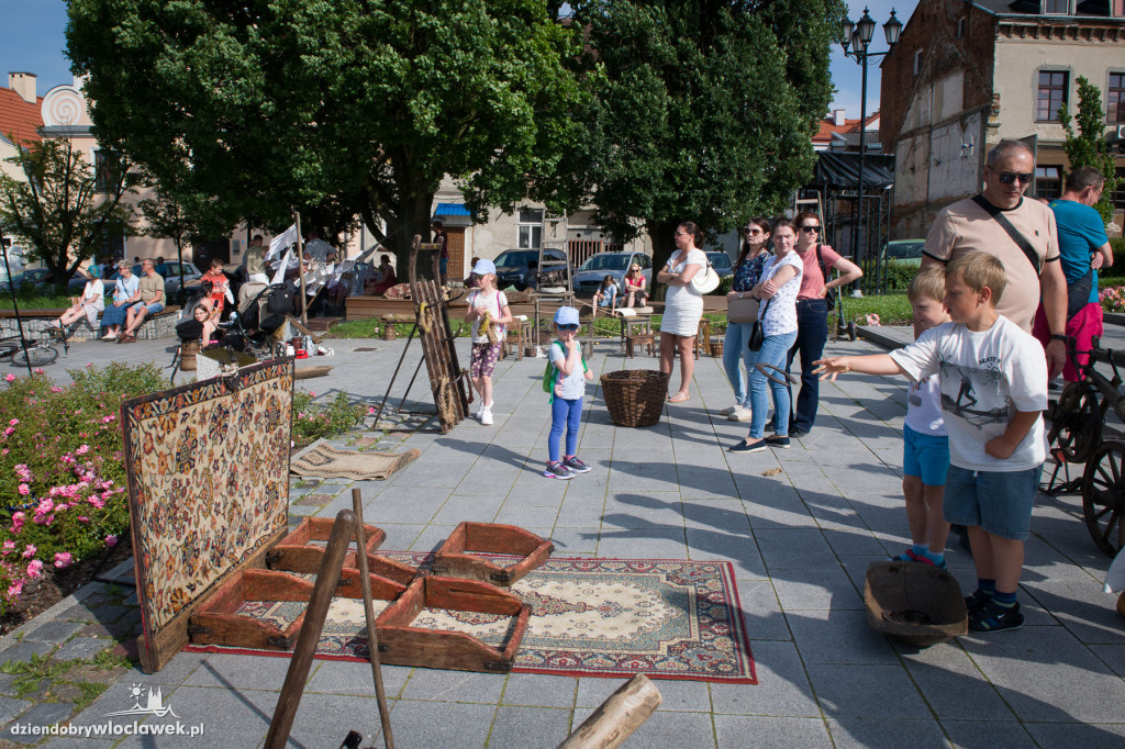 Teatry uliczne na Starym Rynku