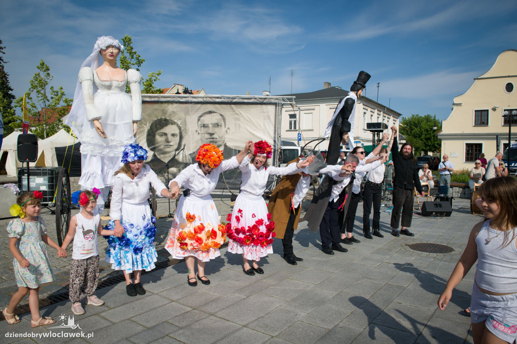Teatry uliczne na Starym Rynku