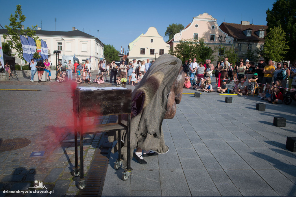 Teatry uliczne na Starym Rynku