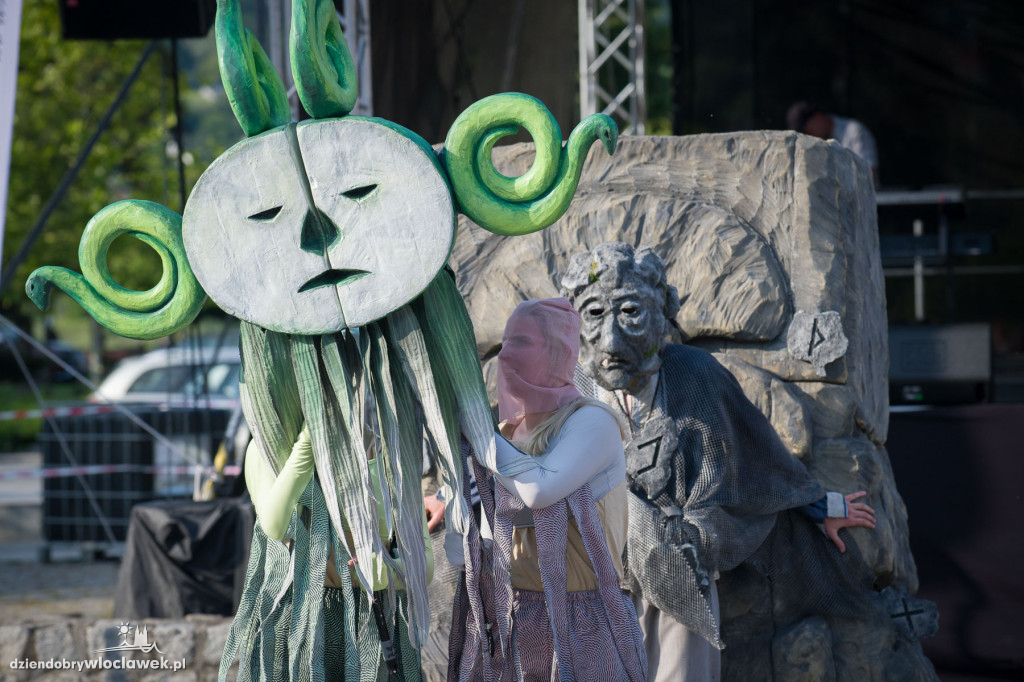 Teatry uliczne na Starym Rynku